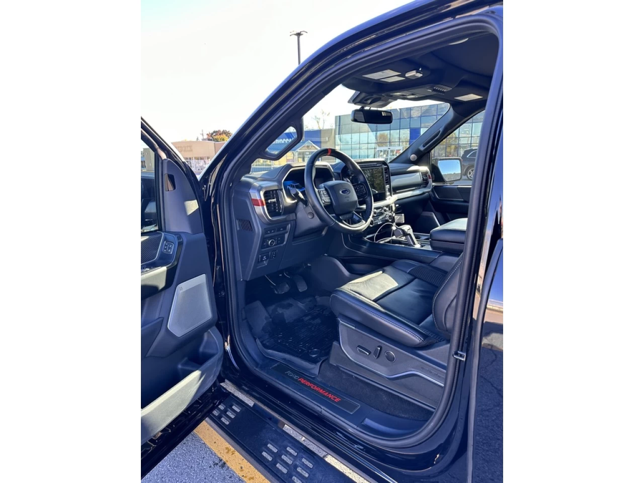 2022 Ford F-150 Raptor https://demo.n3rd.ca/resize/b990ff35b810a3abc0cc817b2ca24889-1