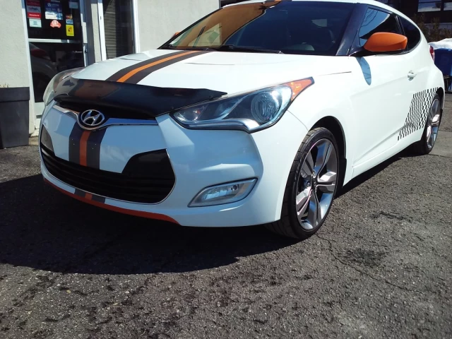 Hyundai Veloster w/Tech 2013
