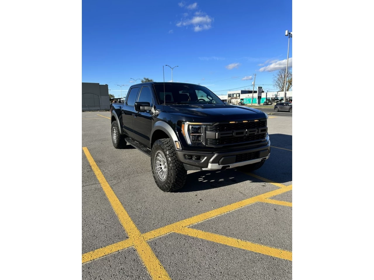 2022 Ford F-150 Raptor https://demo.n3rd.ca/resize/b990ff35b810a3abc0cc817b2ca24889-1
