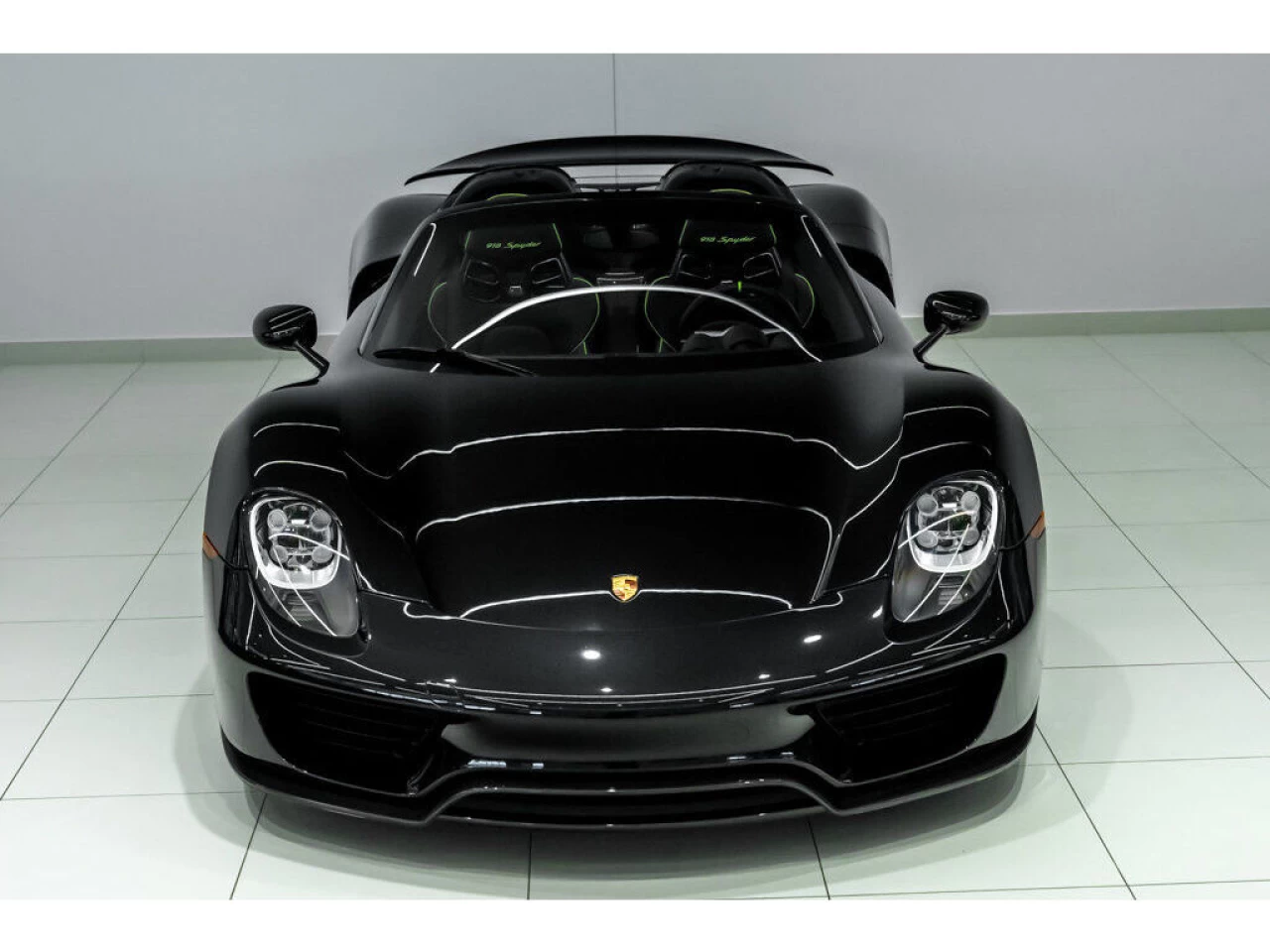 2015 Porsche 918 Spyder 2dr Roadster https://demo.n3rd.ca/resize/b990ff35b810a3abc0cc817b2ca24889-1