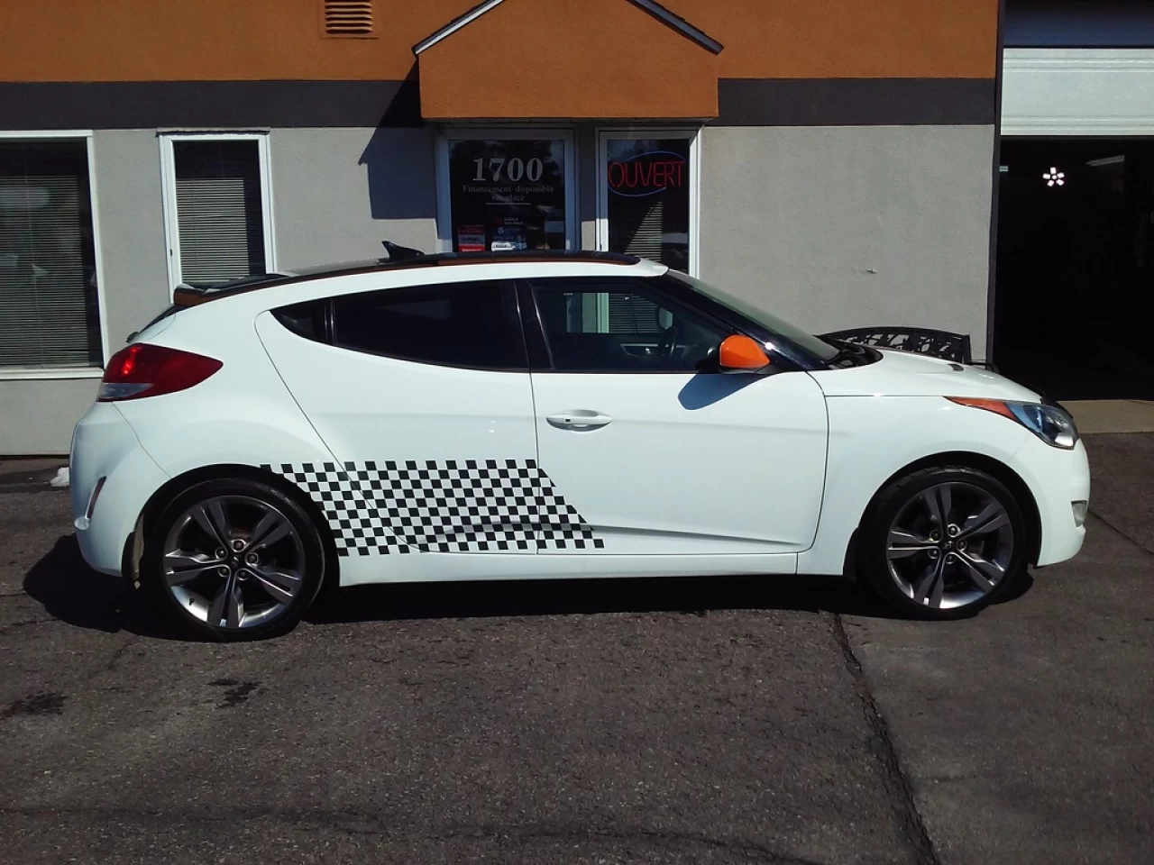 2013 Hyundai Veloster w/Tech https://demo.n3rd.ca/resize/b990ff35b810a3abc0cc817b2ca24889-1