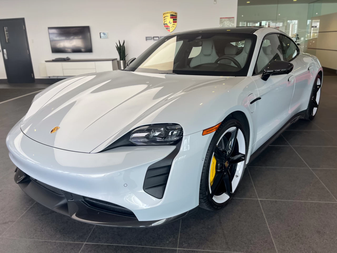 2023 Porsche Taycan Turbo https://demo.n3rd.ca/resize/b990ff35b810a3abc0cc817b2ca24889-1