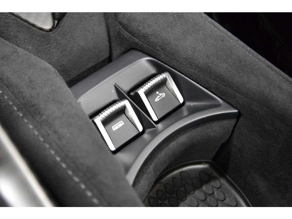 2022 McLaren 765LT Spider Main Image