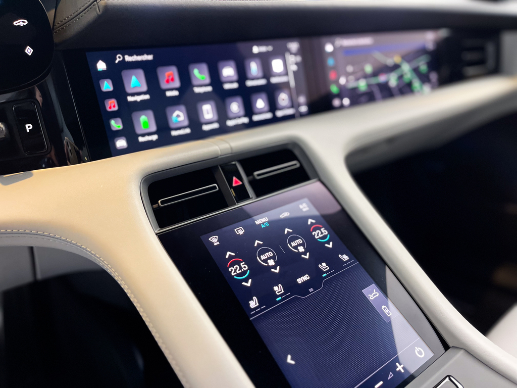 2023 Porsche Taycan Turbo Main Image