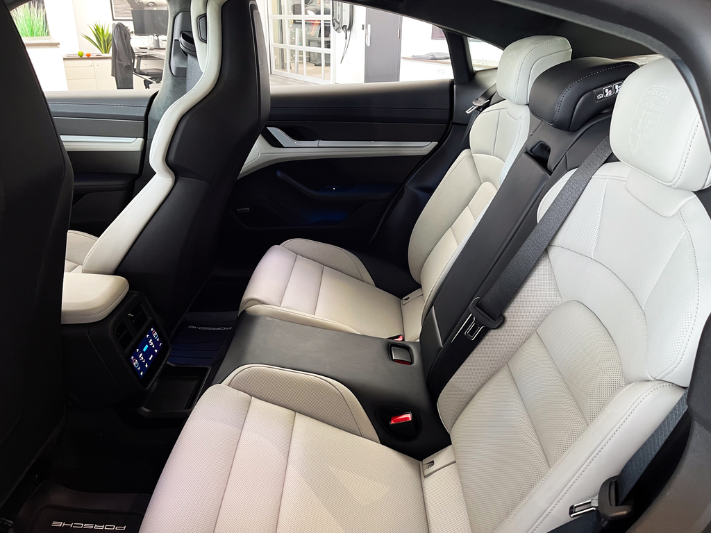 2023 Porsche Taycan Turbo Main Image