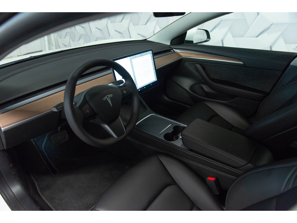 2022 Tesla 3 Long Range Main Image