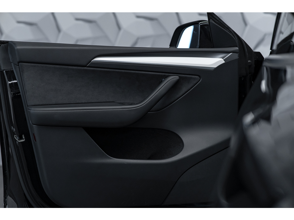 2022 Tesla Y Performance Main Image