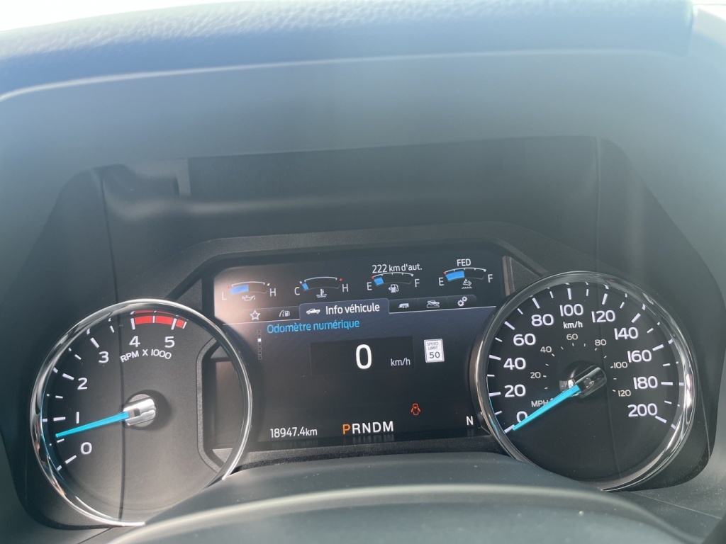 2022 Ford Super Duty F-250 SRW XL/XLT/LARIAT/King Ranch/Platinum/Limited Main Image