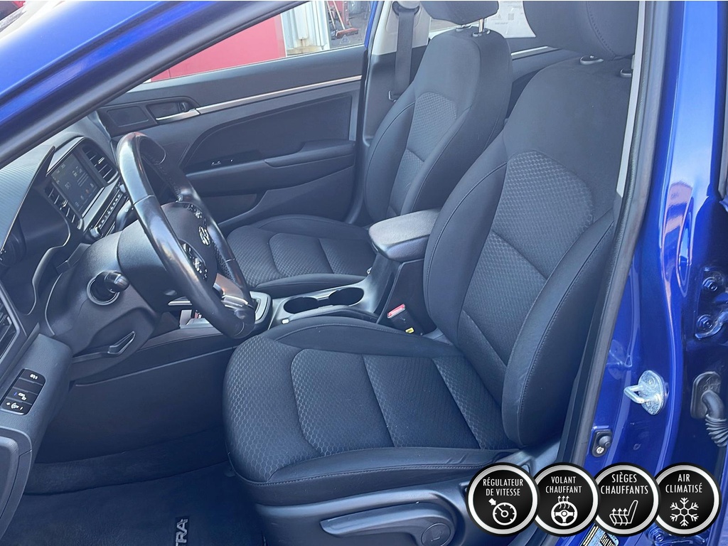 2019 Hyundai Elantra Preferred Main Image