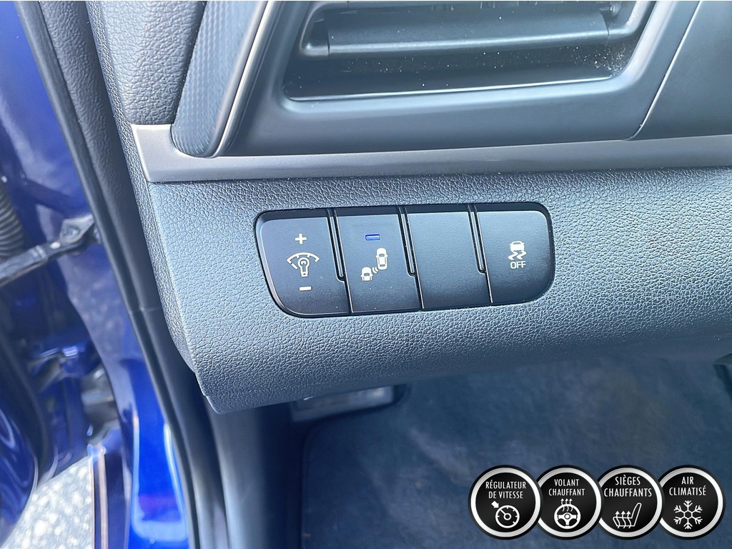 2019 Hyundai Elantra Preferred Main Image