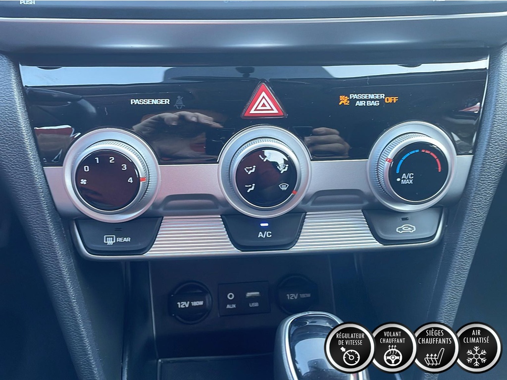 2019 Hyundai Elantra Preferred Main Image